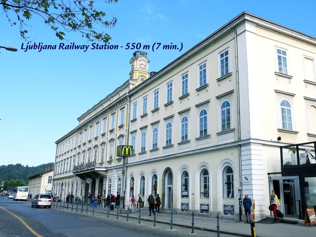 Slovenian Art Story Lägenhet Ljubljana Exteriör bild